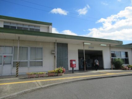 田布施駅は、山口県熊毛郡田布施町波野にある、JR西日本山陽本線の駅。