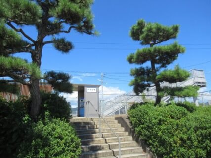 四辻駅は、山口県山口市鋳銭司にある、JR西日本山陽本線の駅。