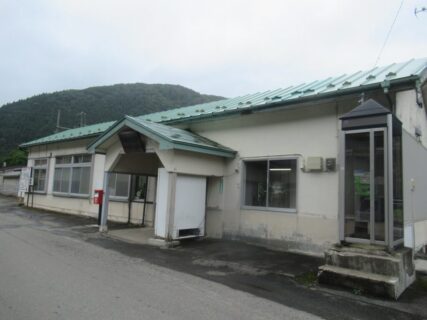湯瀬温泉駅は、秋田県鹿角市八幡平湯瀬にある、JR東日本花輪線の駅。