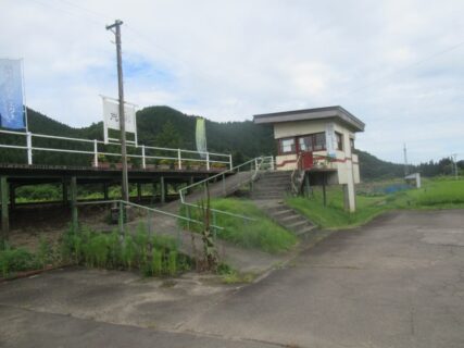 荒瀬駅は、秋田県北秋田市阿仁荒瀬字中野にある、秋田内陸縦貫鉄道の駅。