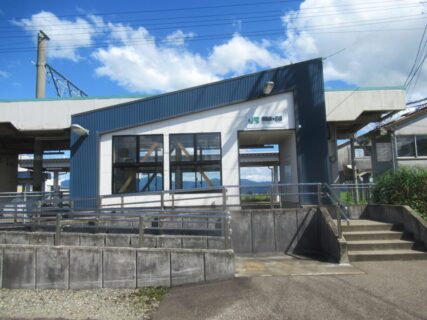 羽後四ッ屋駅は、秋田県大仙市四ツ屋にある、JR東日本田沢湖線の駅。