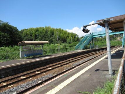 下庄駅は、三重県亀山市下庄町にある、JR東海紀勢本線の駅。