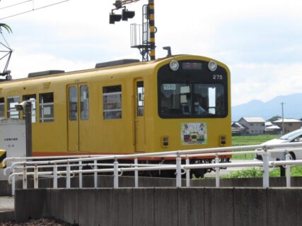 大泉駅は、三重県いなべ市員弁町大泉にある、三岐鉄道北勢線の駅。