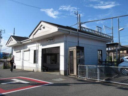 伊勢松本駅は、三重県四日市市松本三丁目にある、近鉄湯の山線の駅。