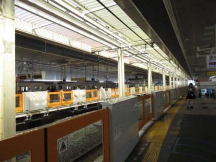新越谷駅は、埼玉県越谷市南越谷一丁目にある、東武鉄道伊勢崎線の駅。