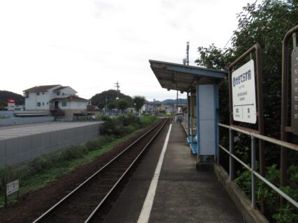 せきてらす前駅は、岐阜県関市日ノ出町にある、長良川鉄道越美南線の駅。