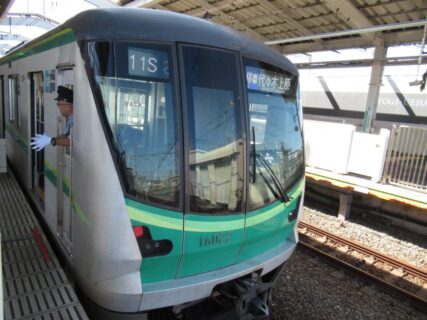 代々木上原駅は、渋谷区西原三丁目にある、小田急電鉄・東京メトロの駅。