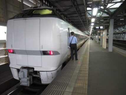 サンダーバードの最速達タイプ、京都を出ると次の停車駅は福井その2。