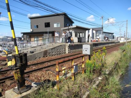 曽谷駅は、石川県白山市曽谷町にある、北陸鉄道石川線の駅。