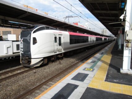 新小岩駅は、東京都葛飾区新小岩にある、JR東日本総武本線の駅。