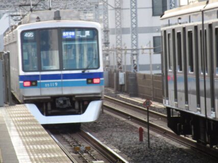 浦安駅は、千葉県浦安市北栄1丁目にある、東京メトロ東西線の駅。