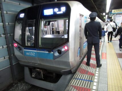 南砂町駅は、東京都江東区南砂三丁目にある、東京メトロ東西線の駅。