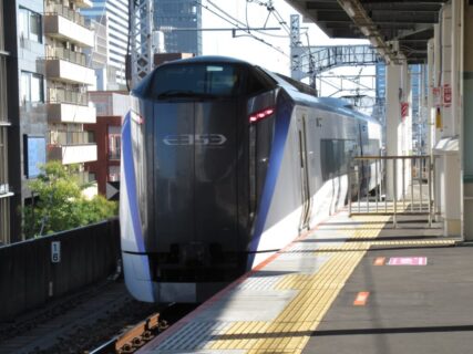高円寺駅は、東京都杉並区高円寺南四丁目にある、JR東日本中央本線の駅。