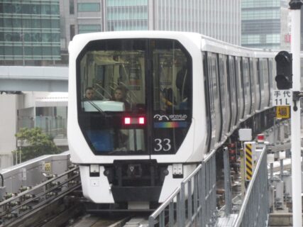汐留駅は、港区東新橋一丁目にある、都営大江戸線・ゆりかもめの駅。