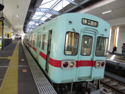 高架駅になった、西鉄天神大牟田線の雑餉隈駅でございます。