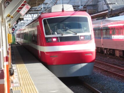 春日部駅は、埼玉県春日部市粕壁一丁目にある、東武鉄道の駅。