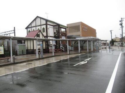 新所原駅は、静岡県湖西市にある、JR東海東海道本線・天竜浜名湖線の駅。