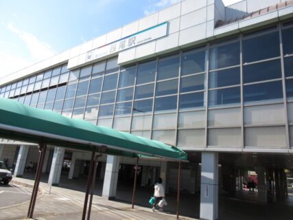 西尾駅は、愛知県西尾市住吉町にある、名古屋鉄道西尾線の駅。