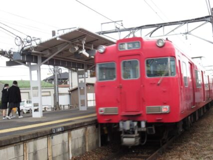北新川駅は、愛知県碧南市久沓町四丁目にある、名古屋鉄道三河線の駅。