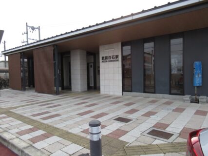 肥前白石駅は、佐賀県杵島郡白石町大字福田にある、JR九州長崎本線の駅。
