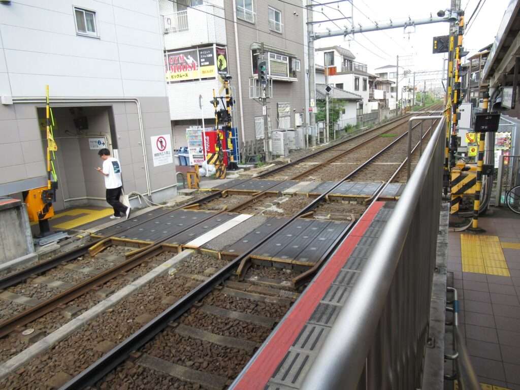 検見川駅(京成電鉄)