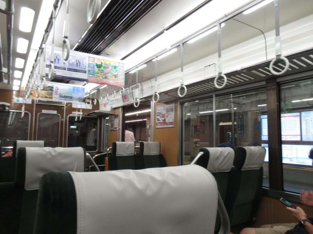 9300形@京都河原町駅