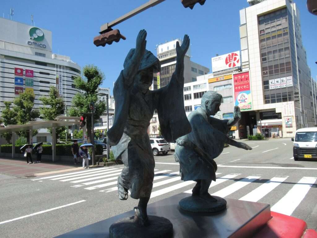 阿波踊りポスト@徳島駅