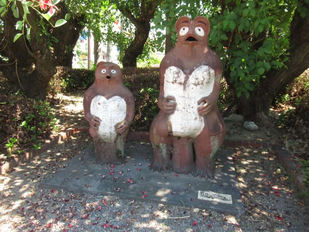 新町橋のタヌキⅡ(徳島市)