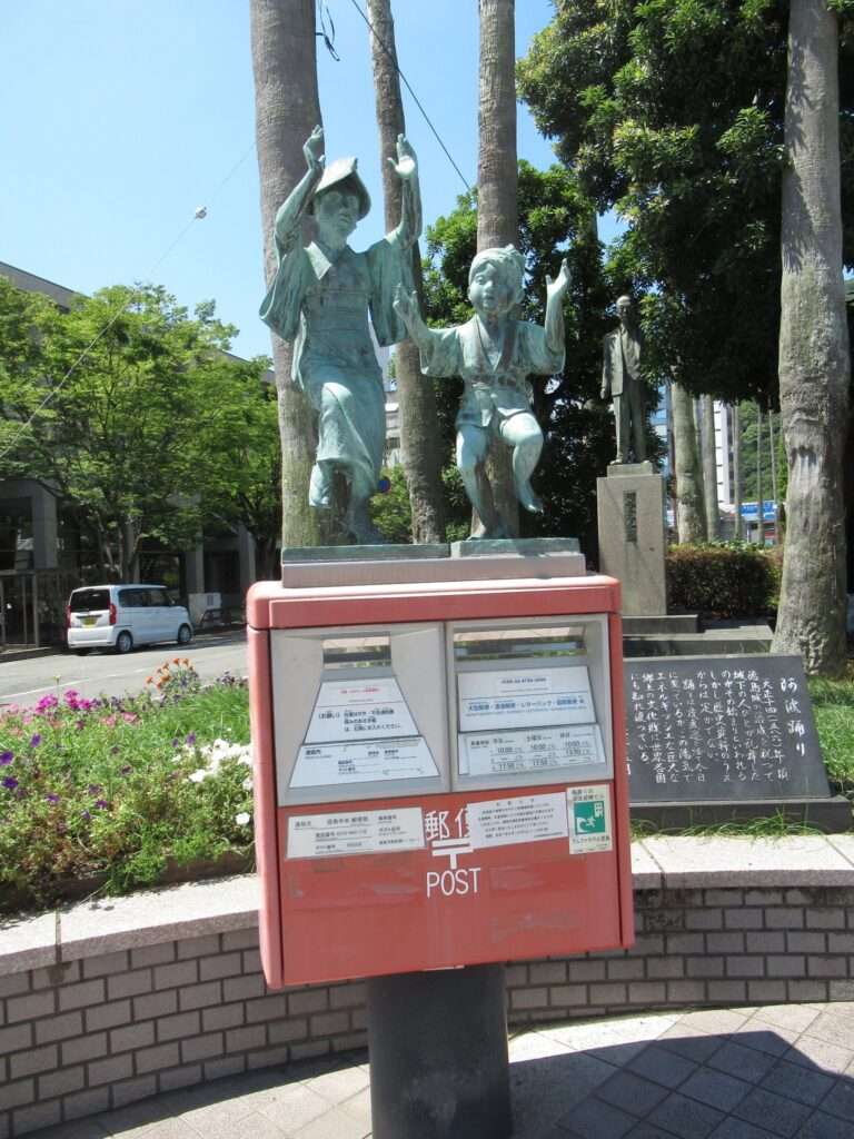 阿波踊りポスト@新町橋