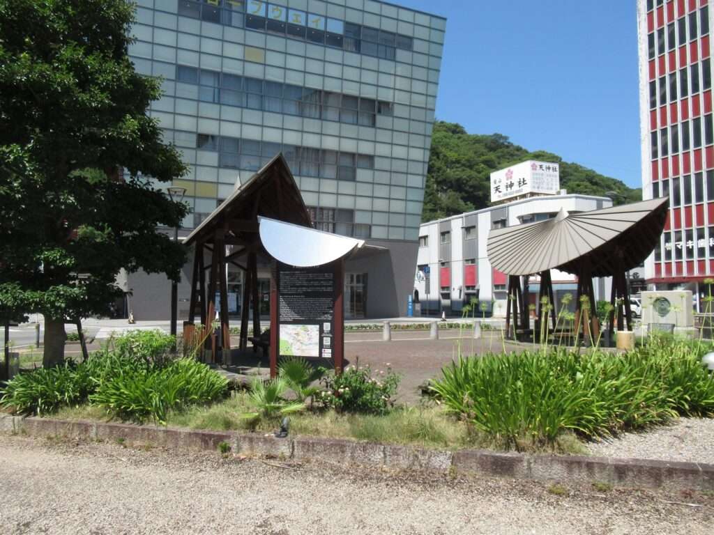 編笠の東屋@阿波踊り会館