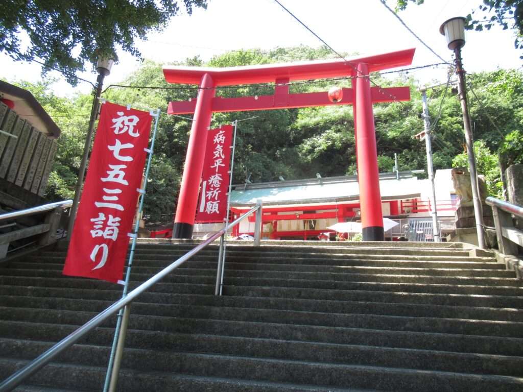 徳島眉山天神社(徳島市)