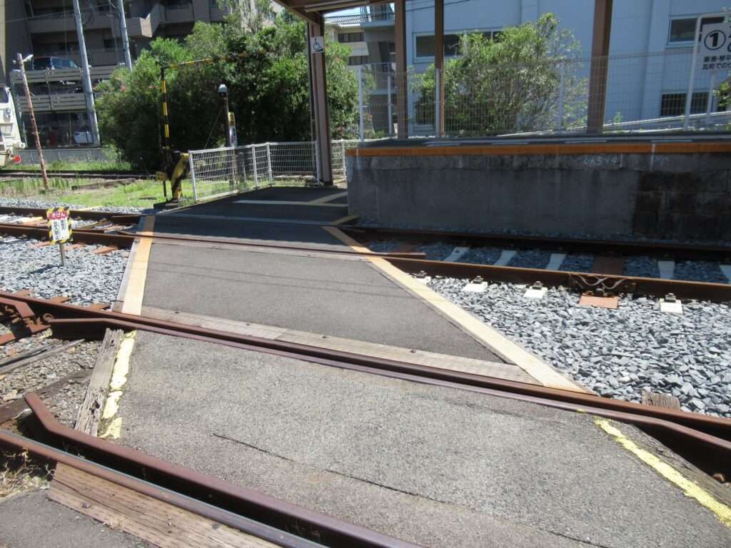 琴電屋島駅(高松琴平電気鉄道)