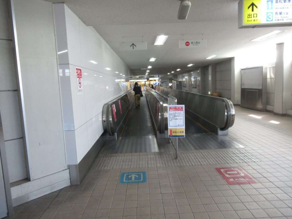 瓦町駅(高松琴平電気鉄道)