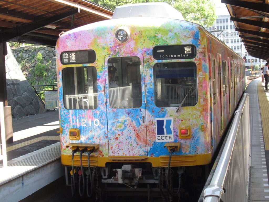 絵の具で遊ぼう@高松築港駅