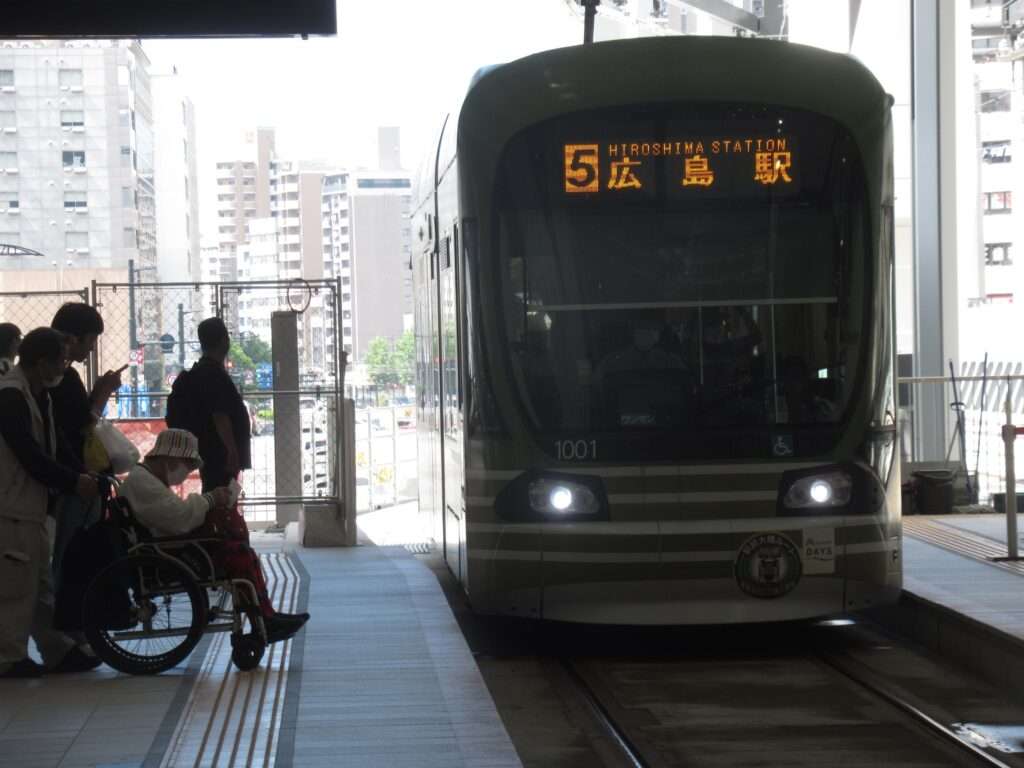 広島駅二階直結新停留場(広島電鉄)