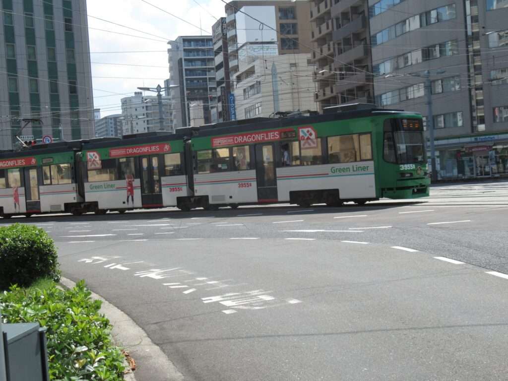 DRAGONFLIES@稲荷町停留場