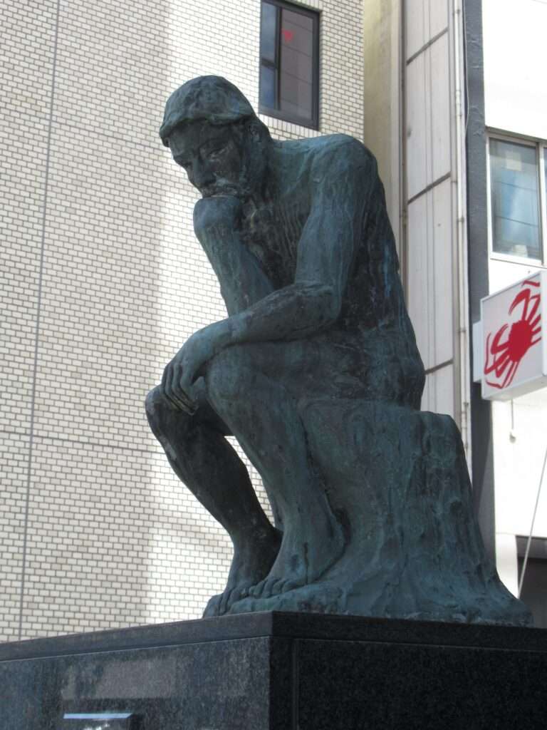 考える人@もみじ銀行本店