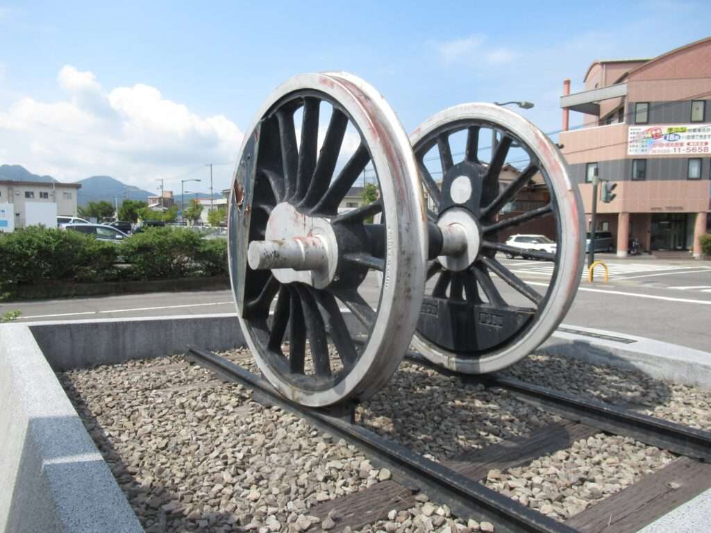四国鉄道発祥の地@多度津駅