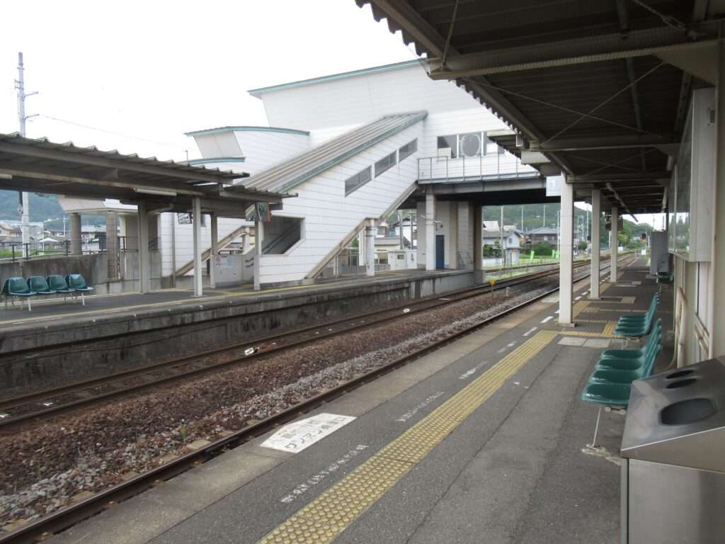 志度駅(JR四国)