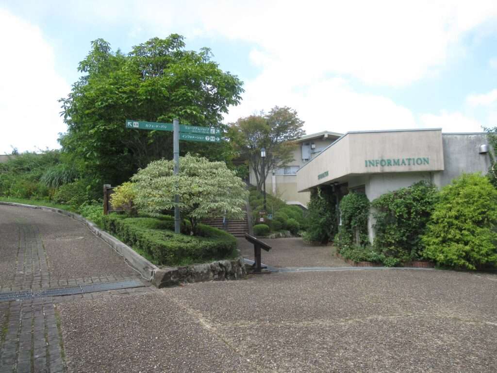 ガーデンミュージアム比叡(京都市)