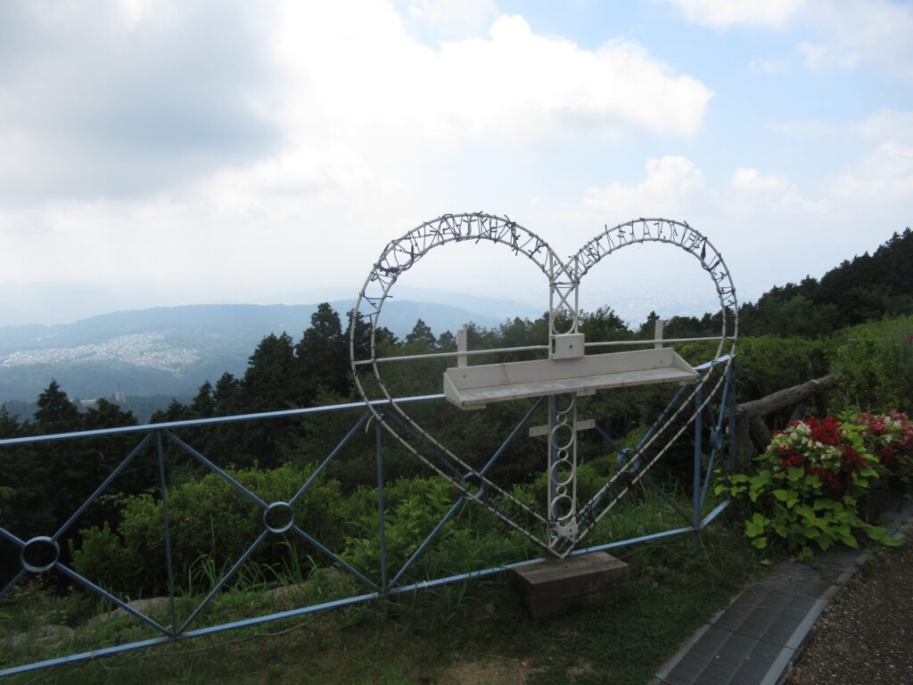 ガーデンミュージアム比叡(京都市)