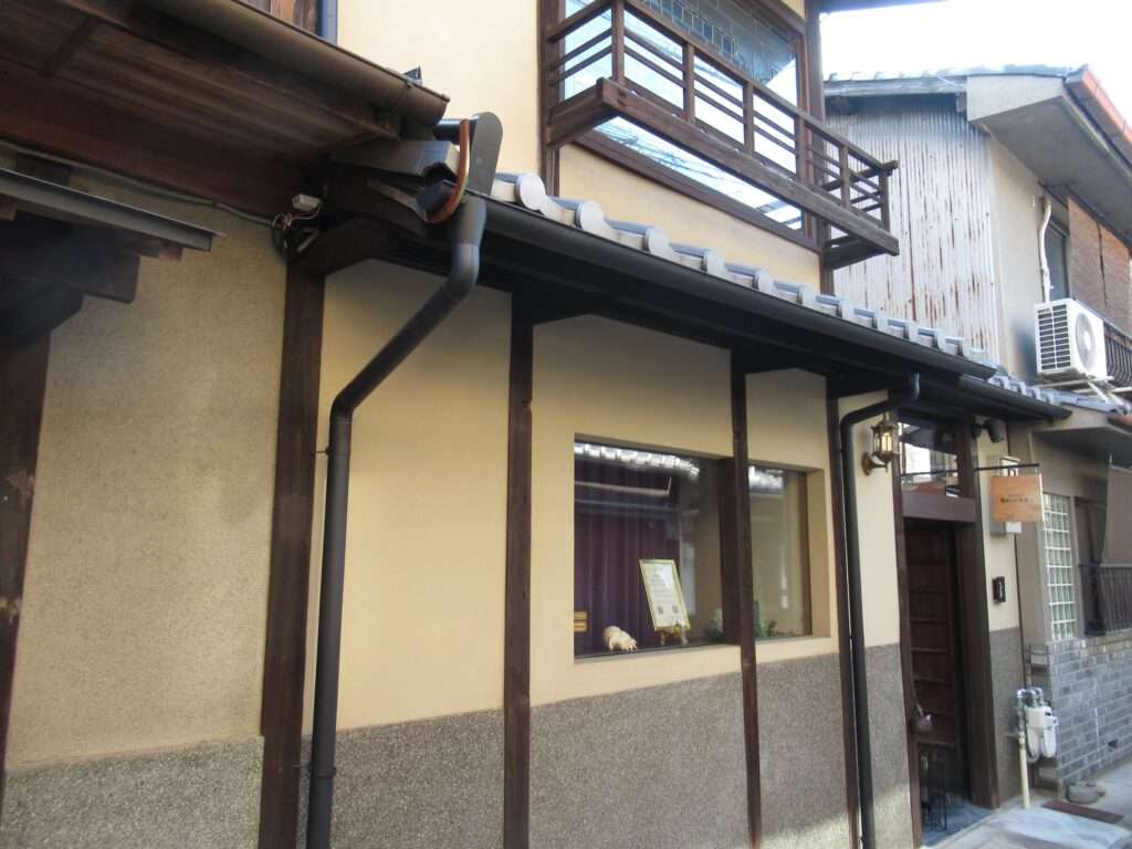 魔女のお茶屋さん@楠小路