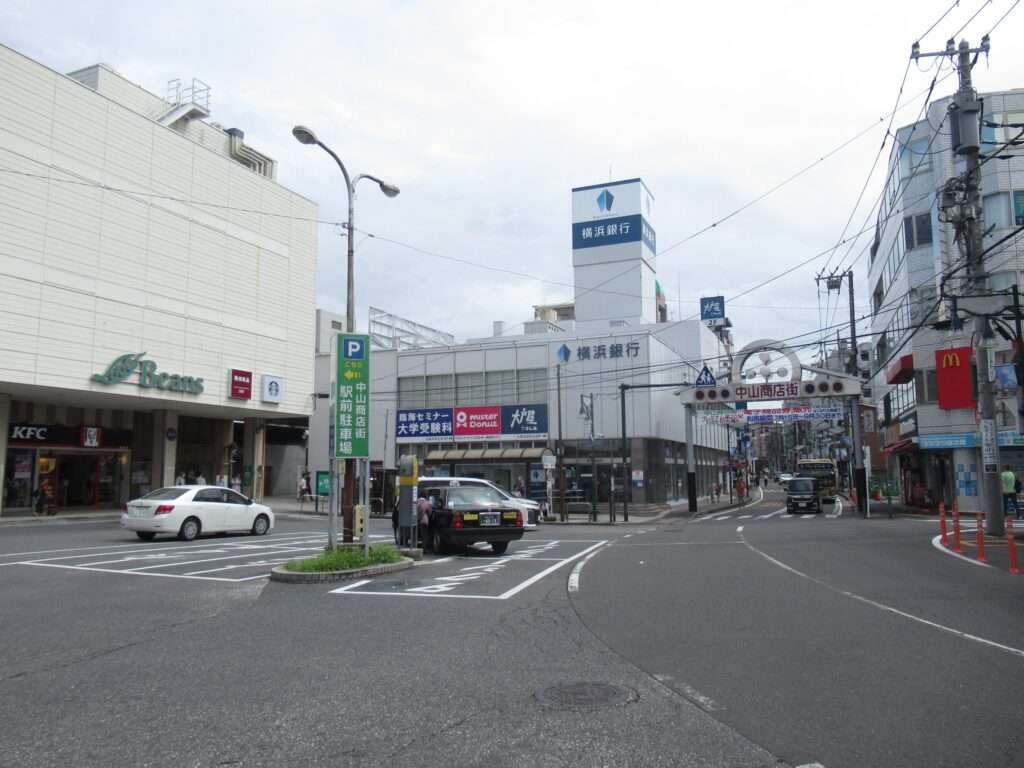 中山駅(JR東日本・横浜市交通局)