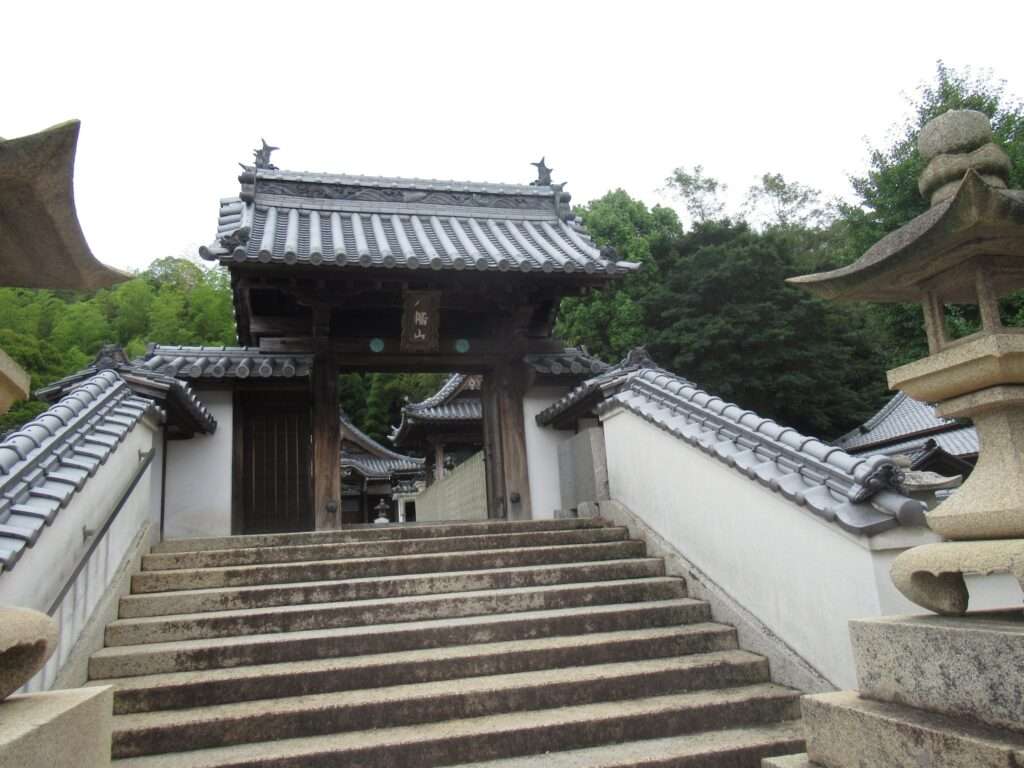 八幡神社鳥居&極楽寺(直島町)