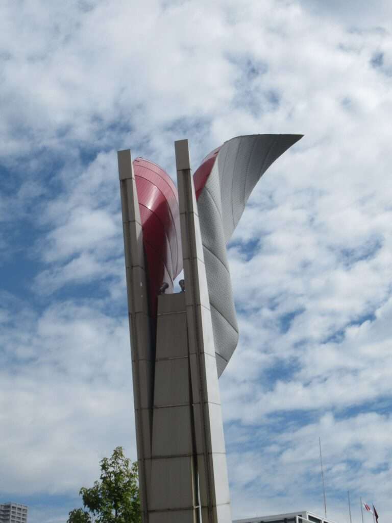 モニュメント@基町クレド