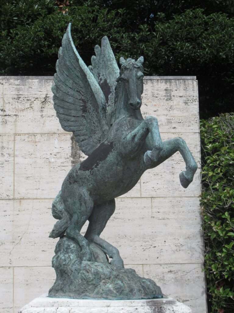 ペガサス像@ひろしま美術館