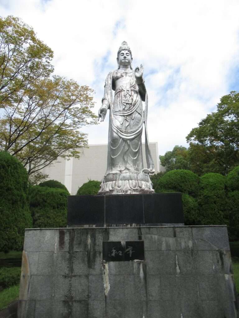 聖観世音菩薩像(広島市)