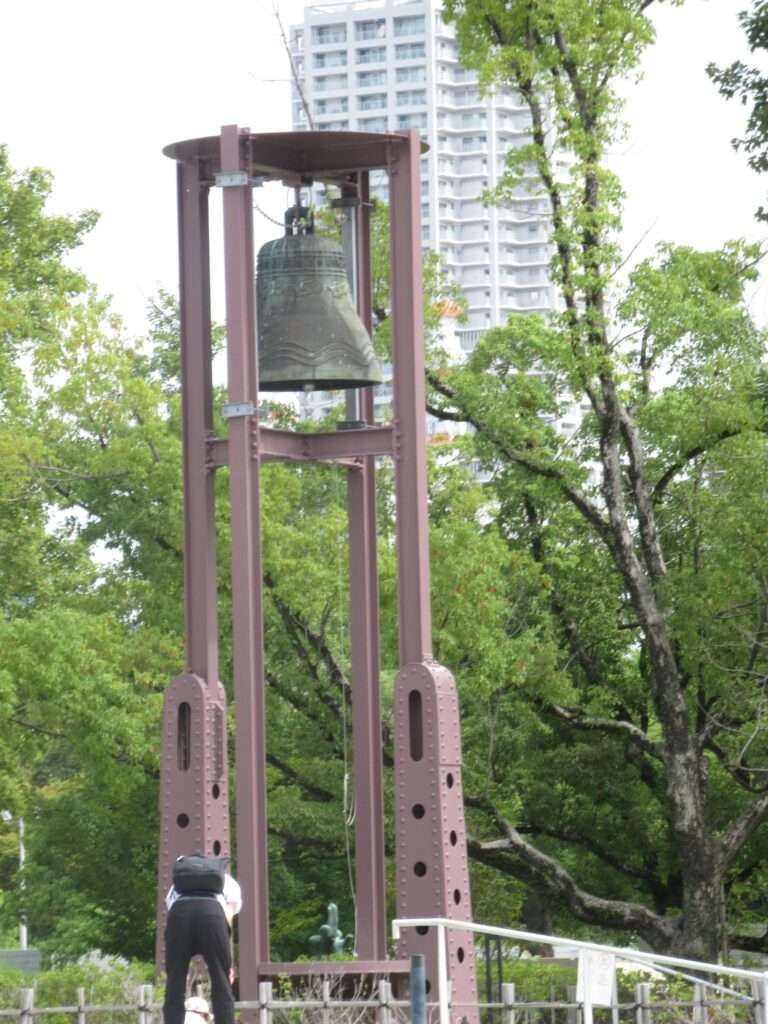 二代目平和の鐘@広島市中央公園