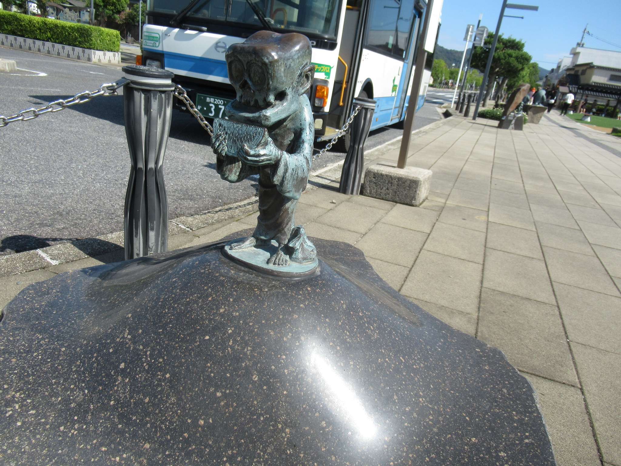 死神@境港駅前