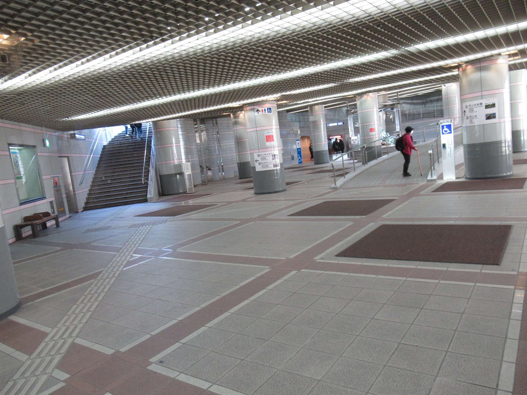 城下地下広場しろちか(岡山市)